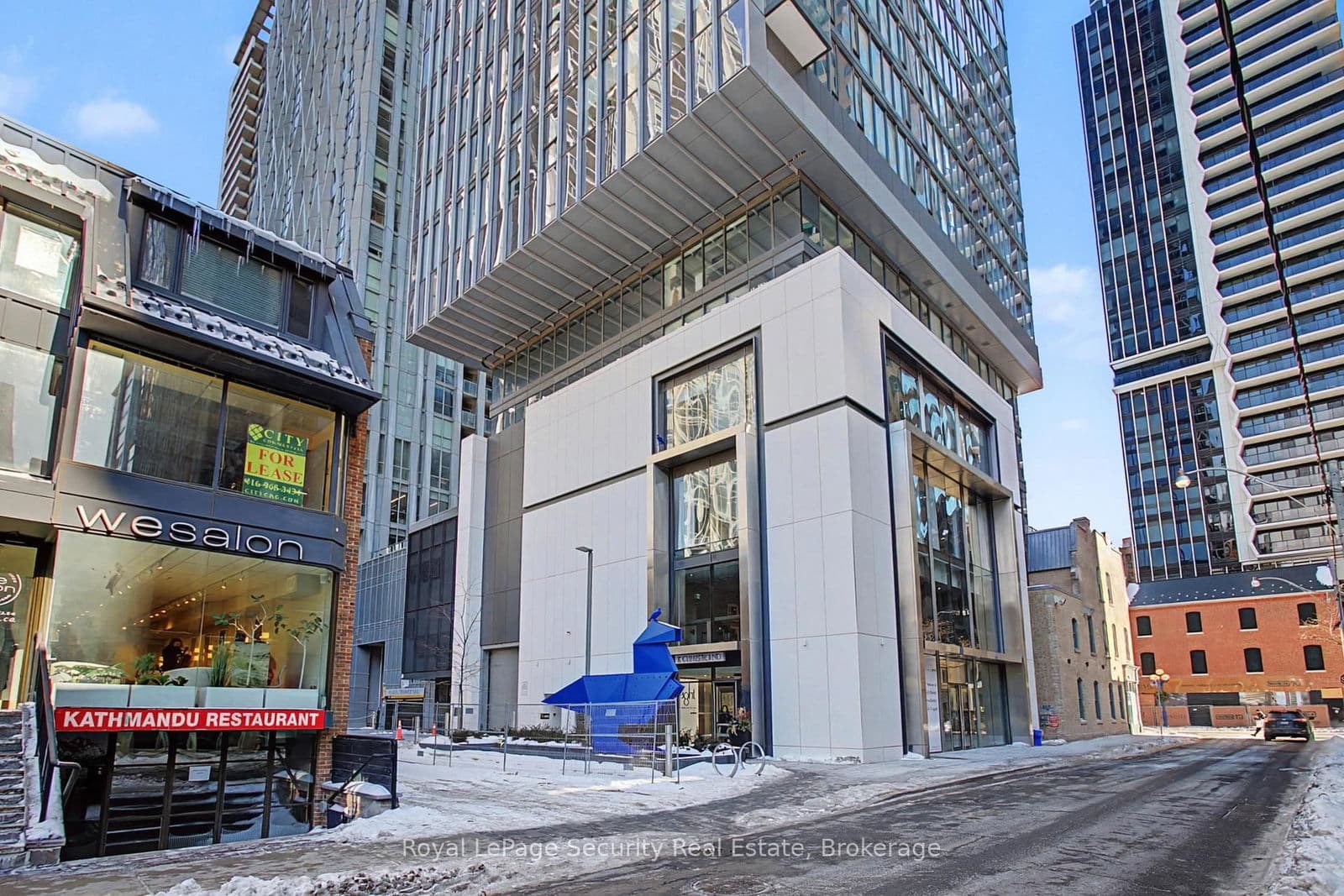 8 Cumberland Street, Unit 1305