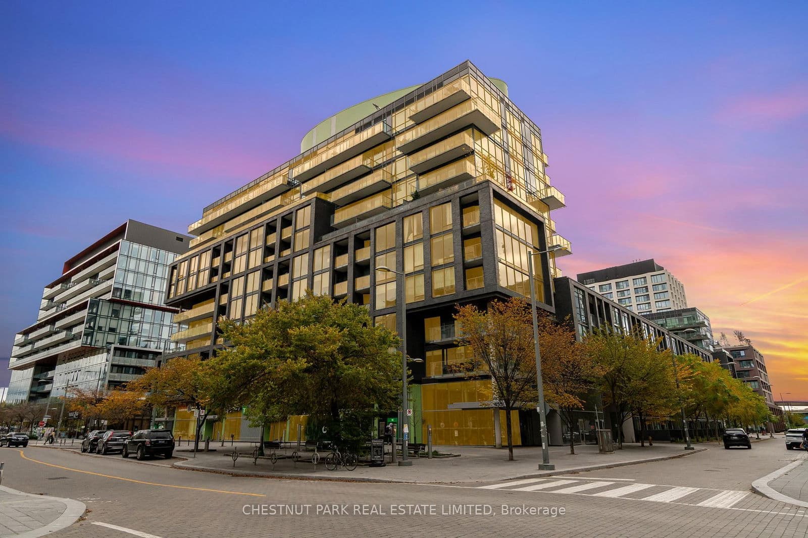 #N1003 - 455 Front Street E