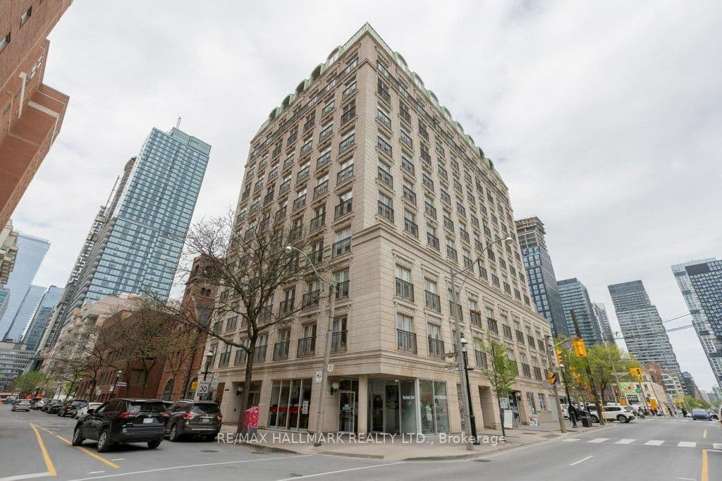 #701 - 120 Lombard Street