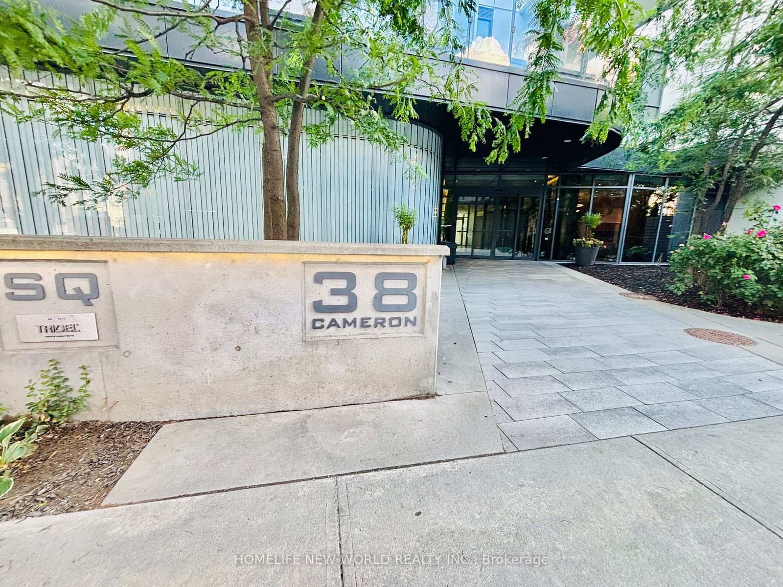 #423 - 38 Cameron Street