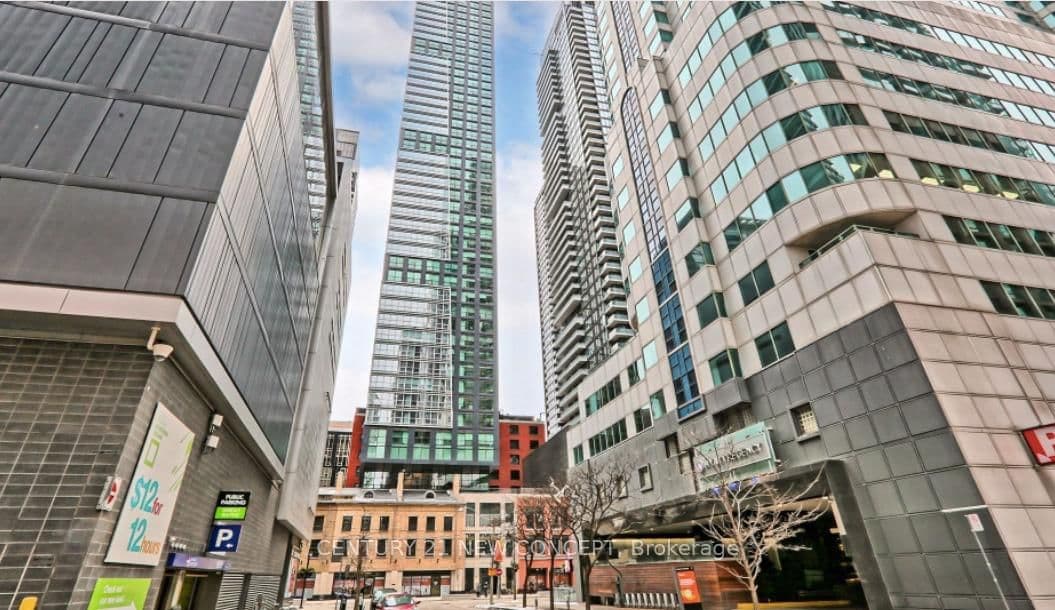 327 King Street W, Unit 1708