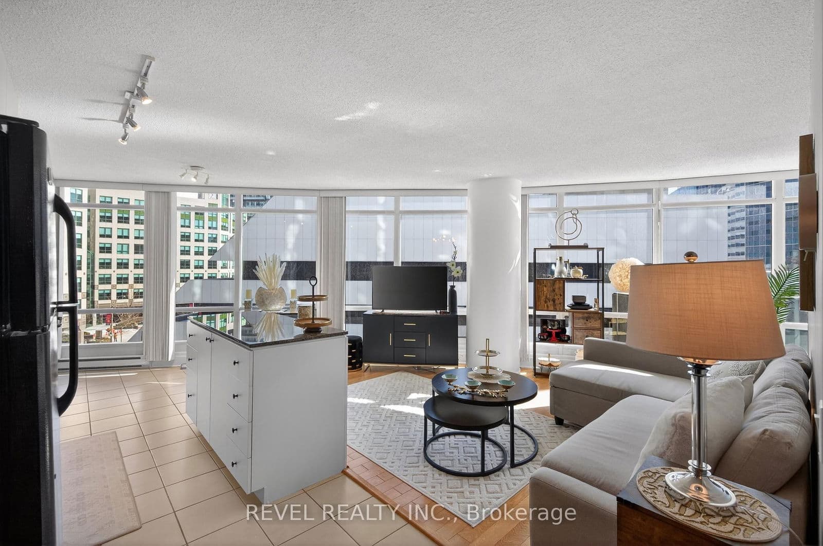 #603 - 361 Front Street W