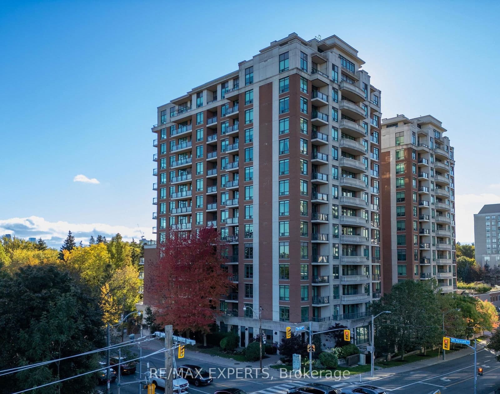 #1008 - 319 Merton Street