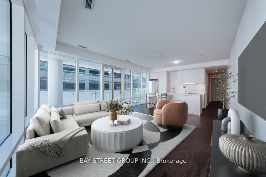 #326 - 1 Bloor Street E