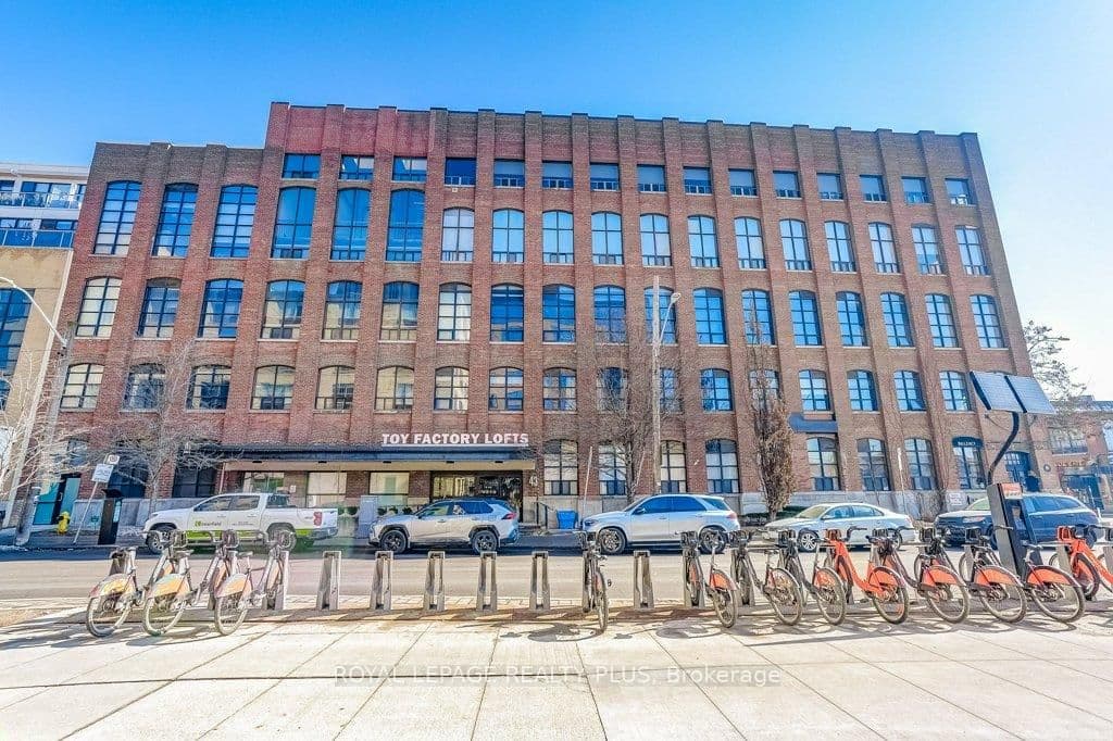 #701 - 43 Hanna Avenue