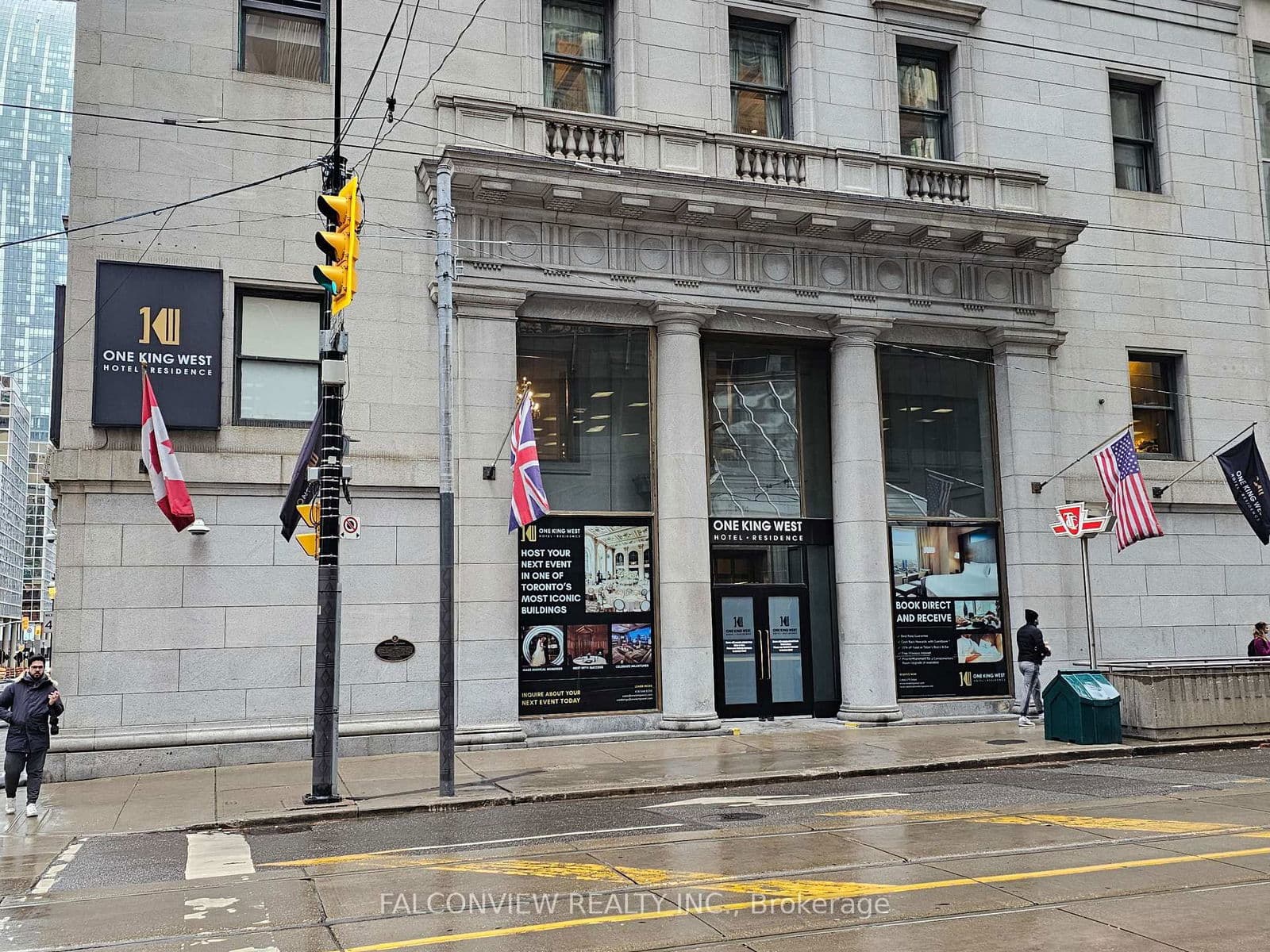 #4606 - 1 King Street W