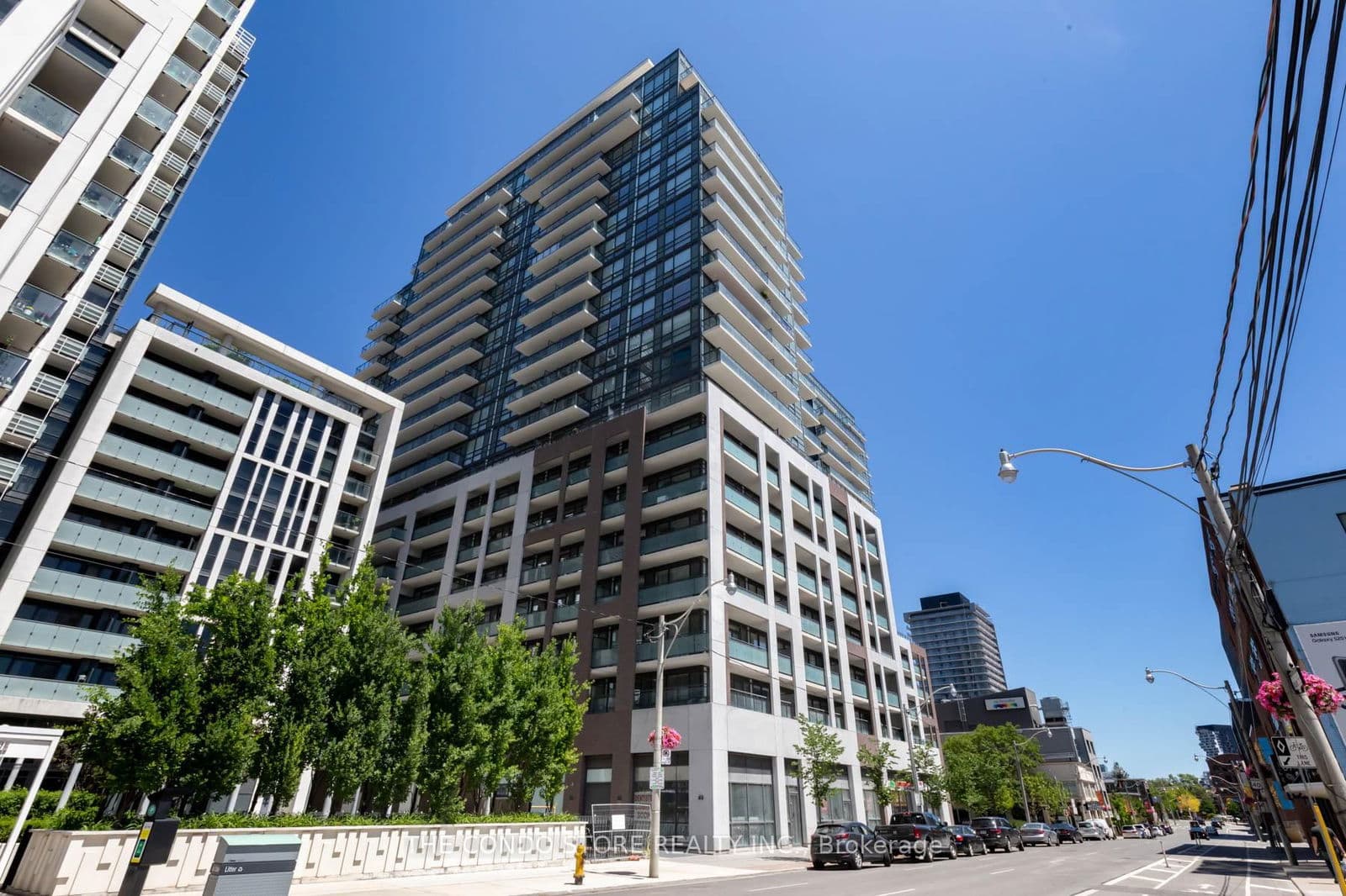 460 Adelaide Street E, Unit 2006