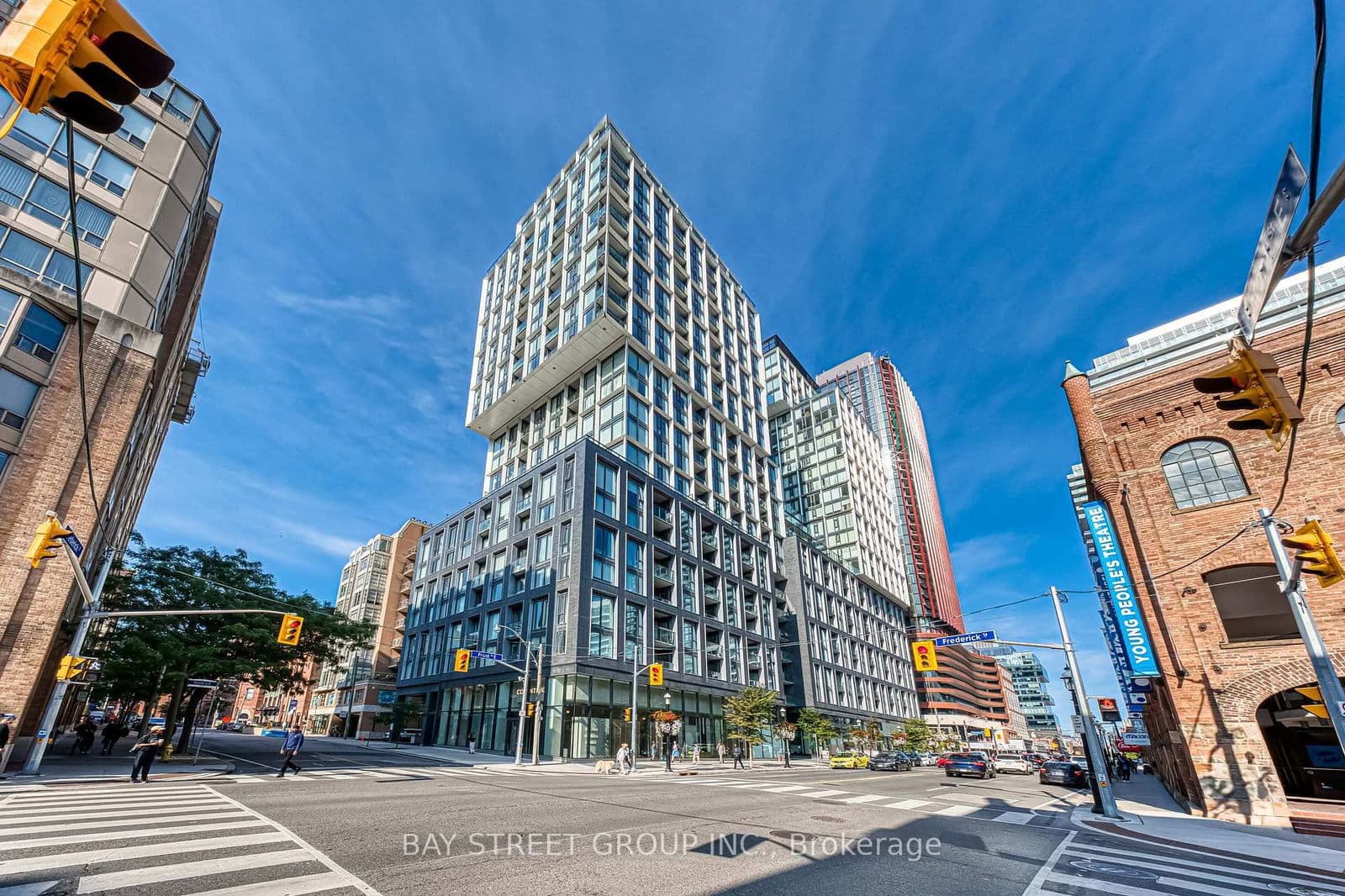 #210 - 158 FRONT Street E