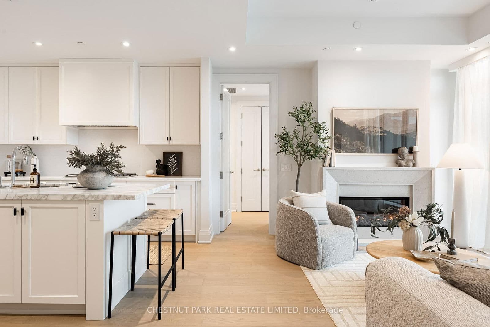 #501 - 10 Prince Arthur Avenue