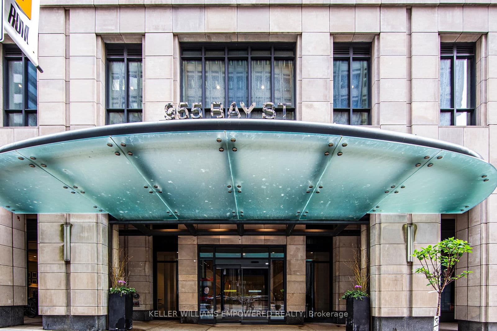 #2414 - 955 Bay Street