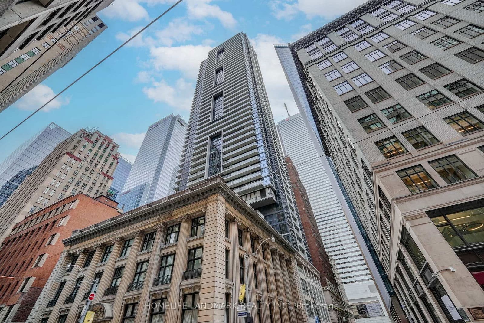 #1611 - 70 Temperance Street