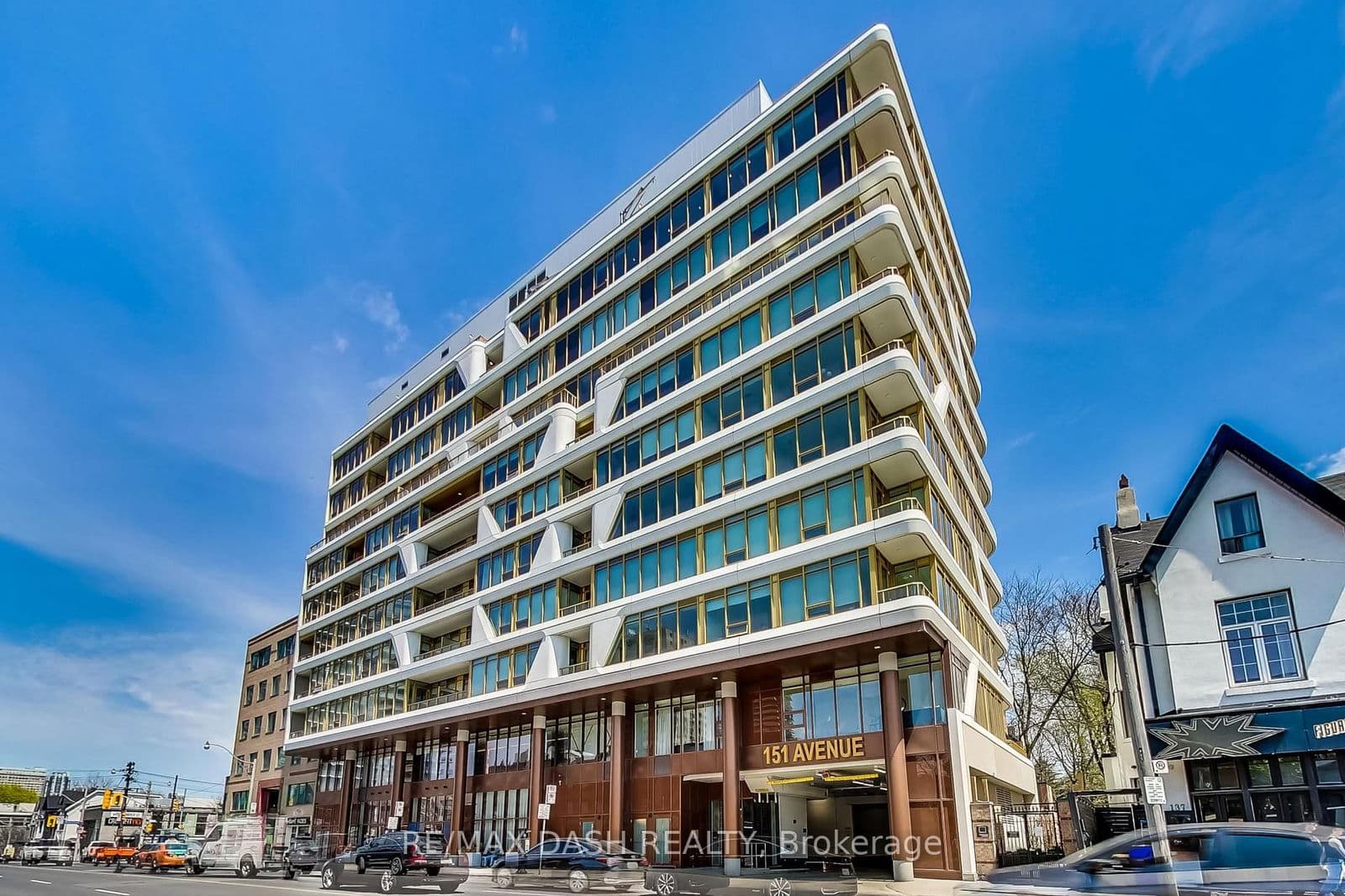 #602 - 151 AVENUE Road