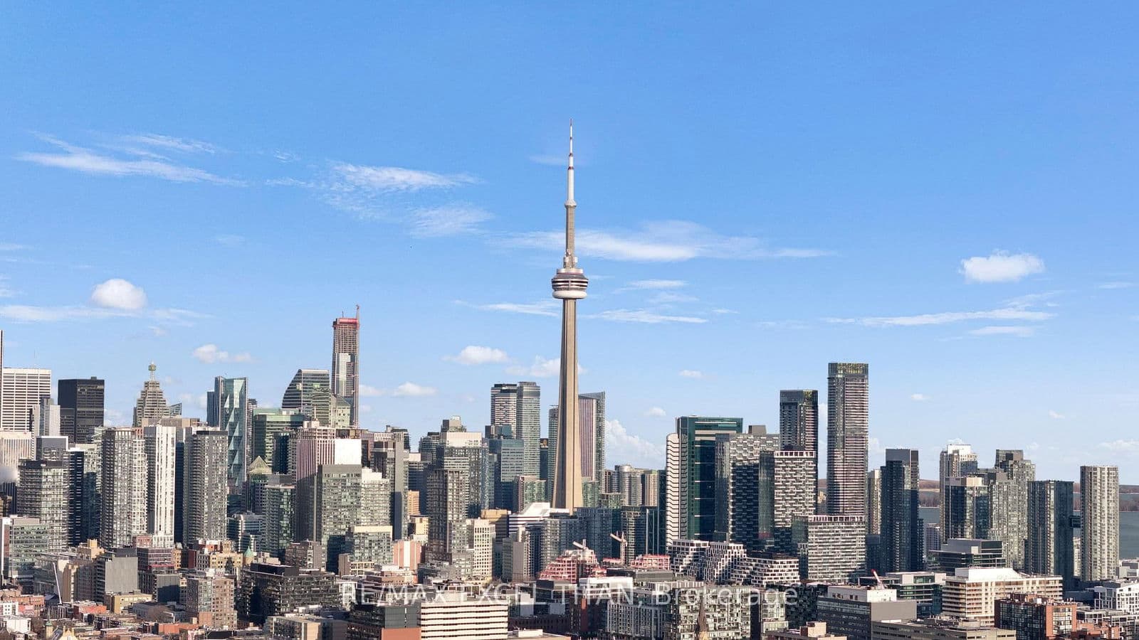 #703 - 5 Lakeview Avenue