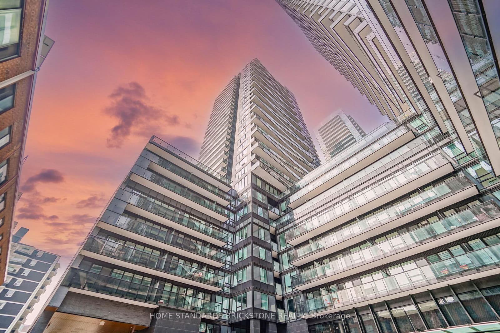 #1705 - 117 Broadway Avenue