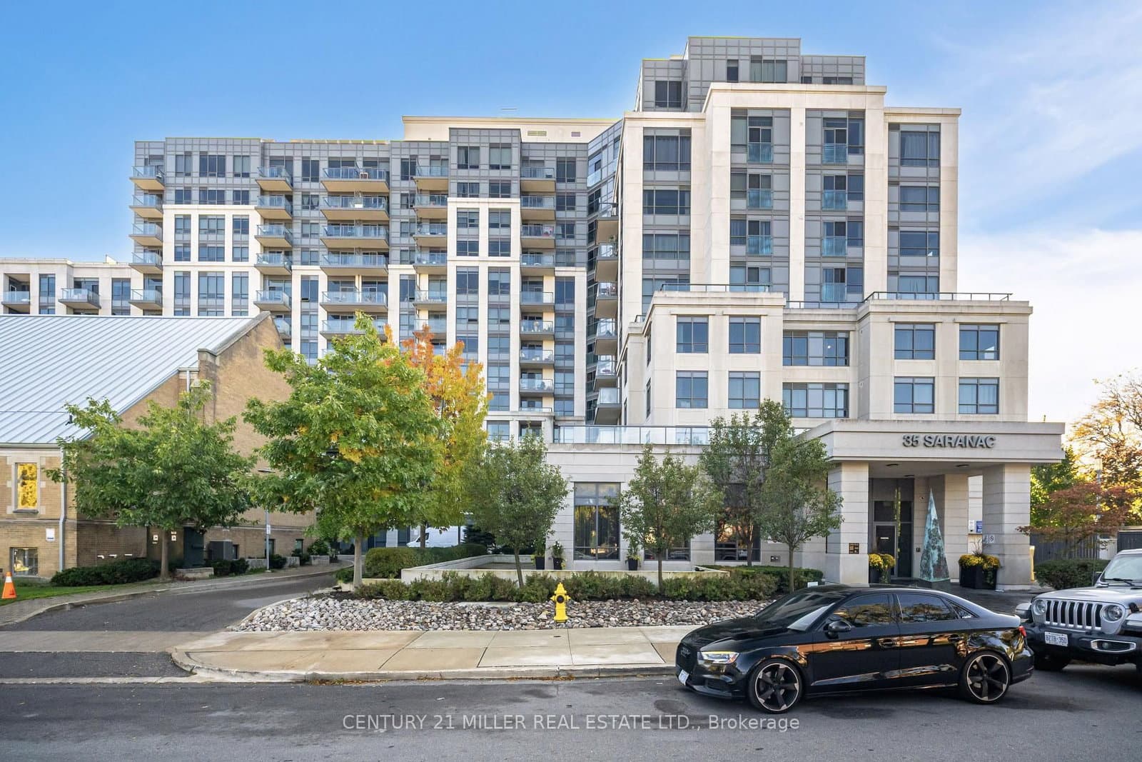 #Ph08 - 35 Saranac Boulevard