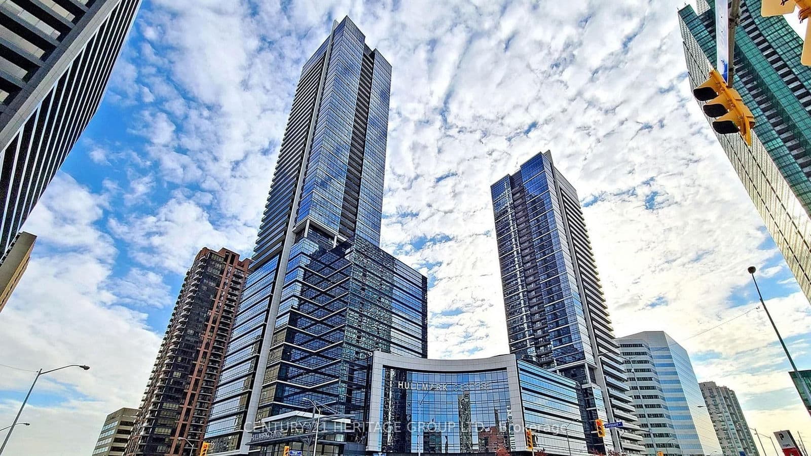 #2511 - 2 Anndale Drive