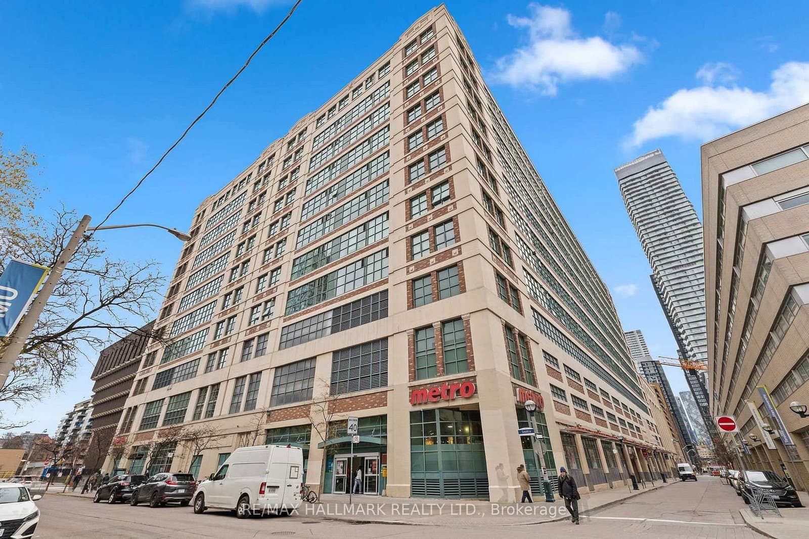#404 - 135 Dalhousie Street