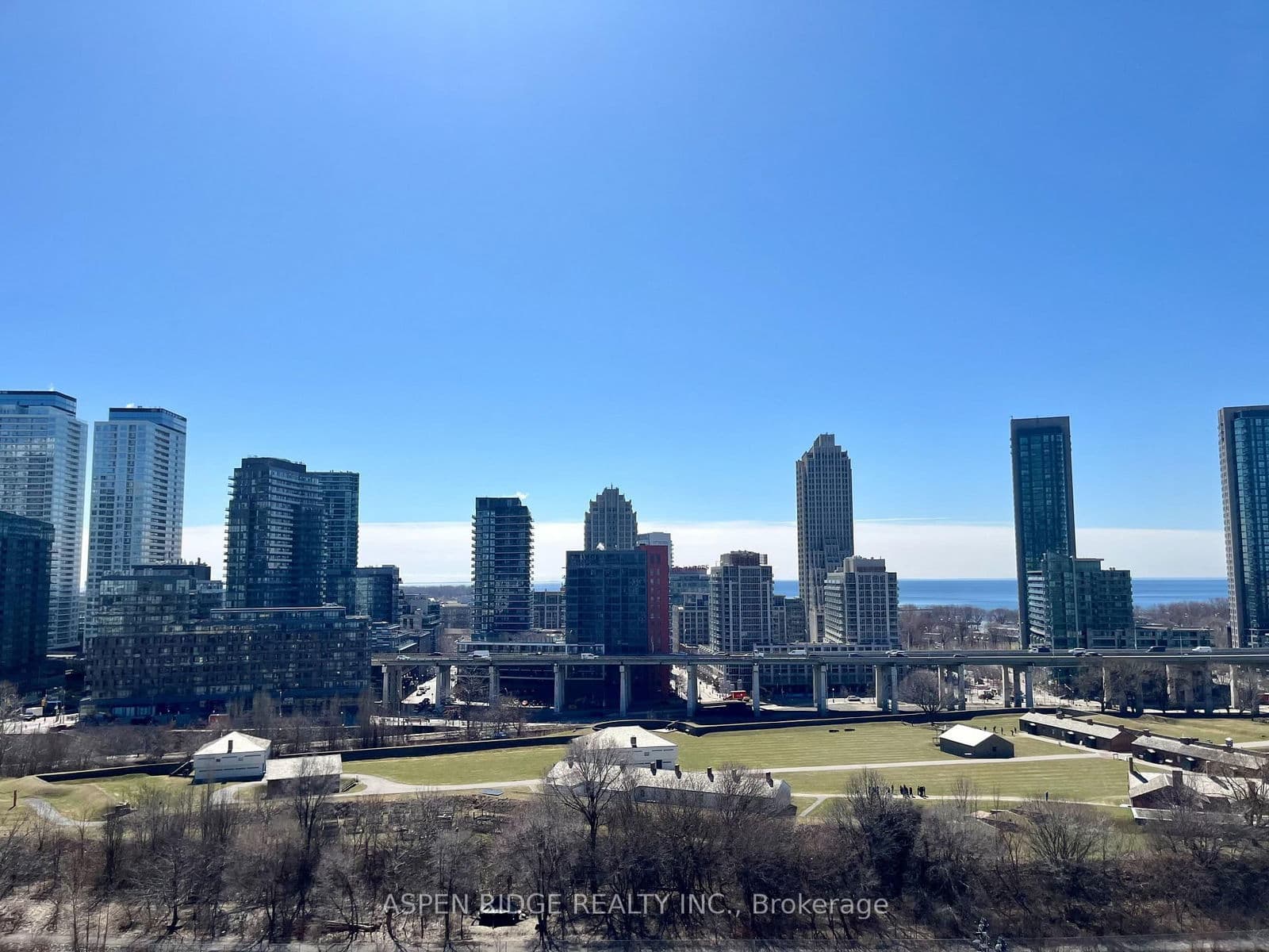 #PH21 - 9 Tecumseth Street