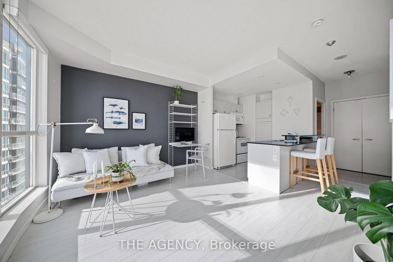 #3313 - 208 Queens Quay W