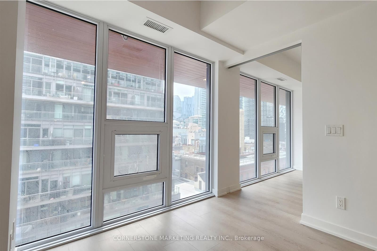 100 Queen Street E, Unit 1005