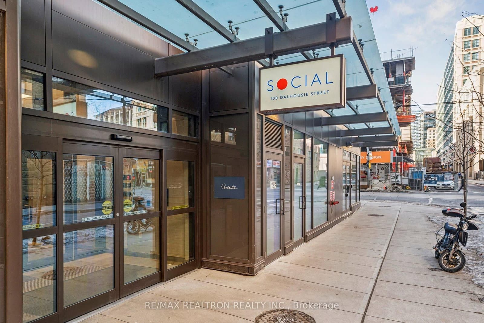 #1412 - 100 Dalhousie Street