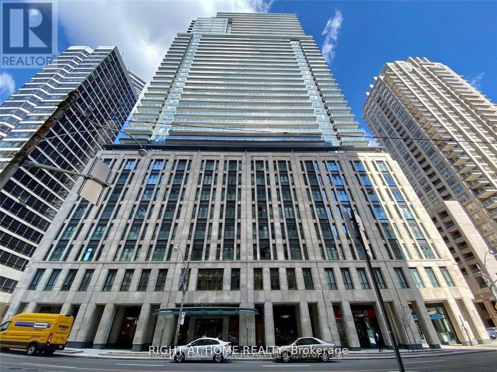 #2404 - 955 Bay Street