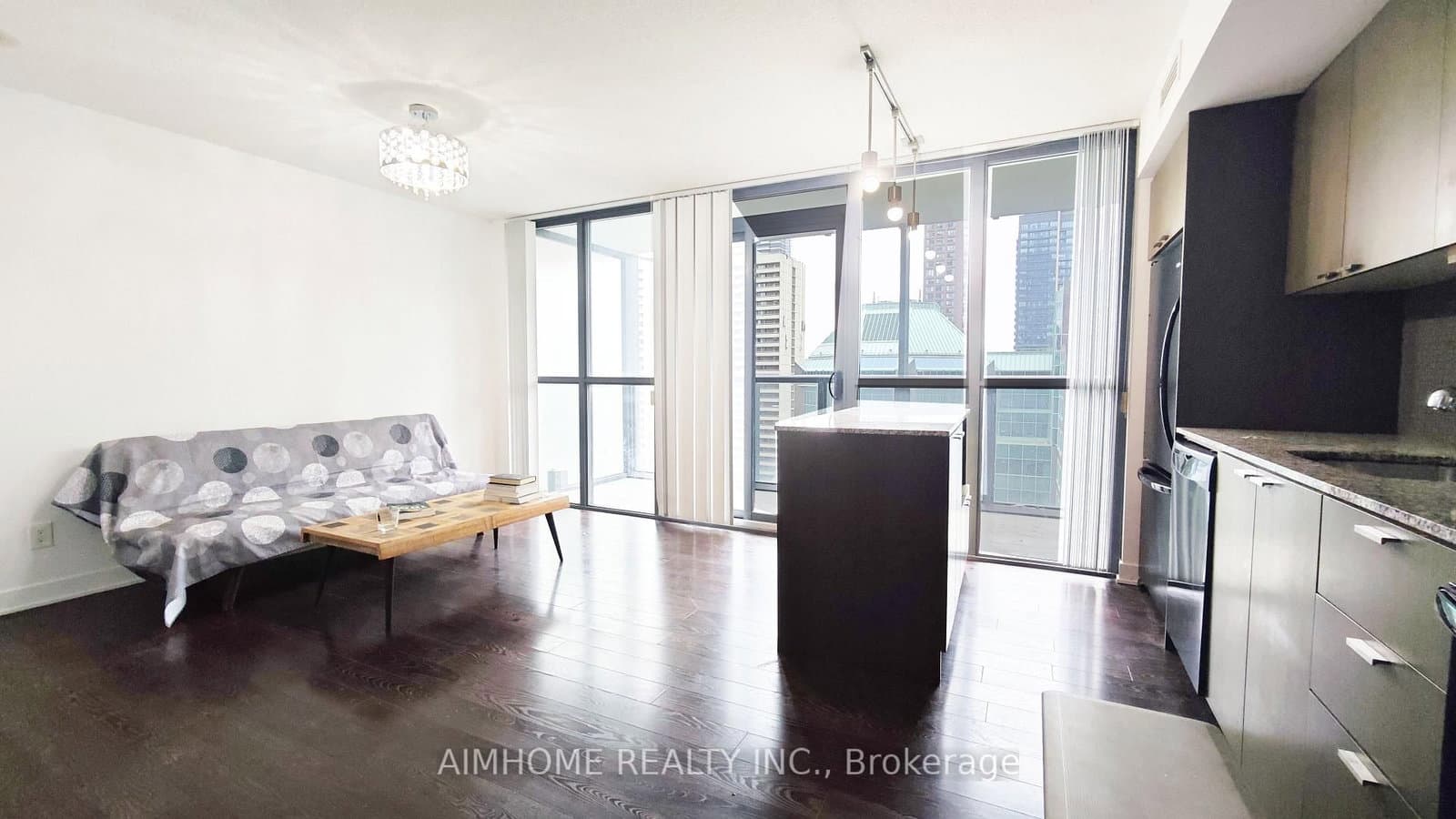 #1510 - 110 Charles Street E