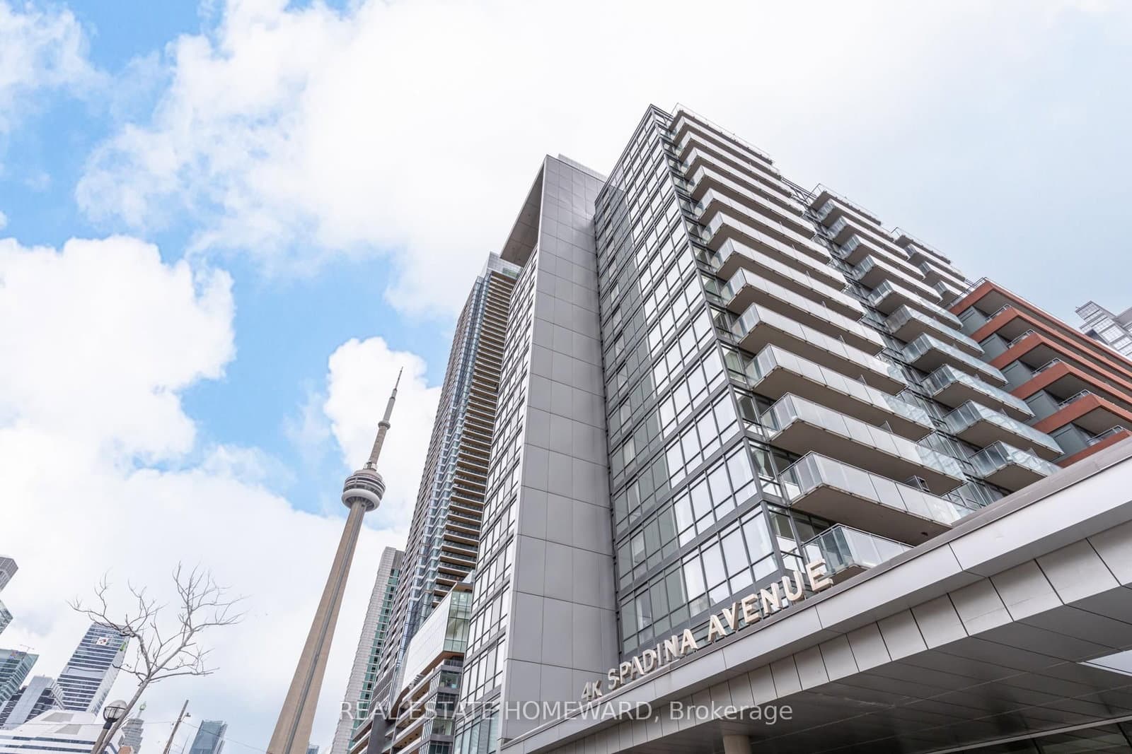 #1916 - 4K Spadina Avenue