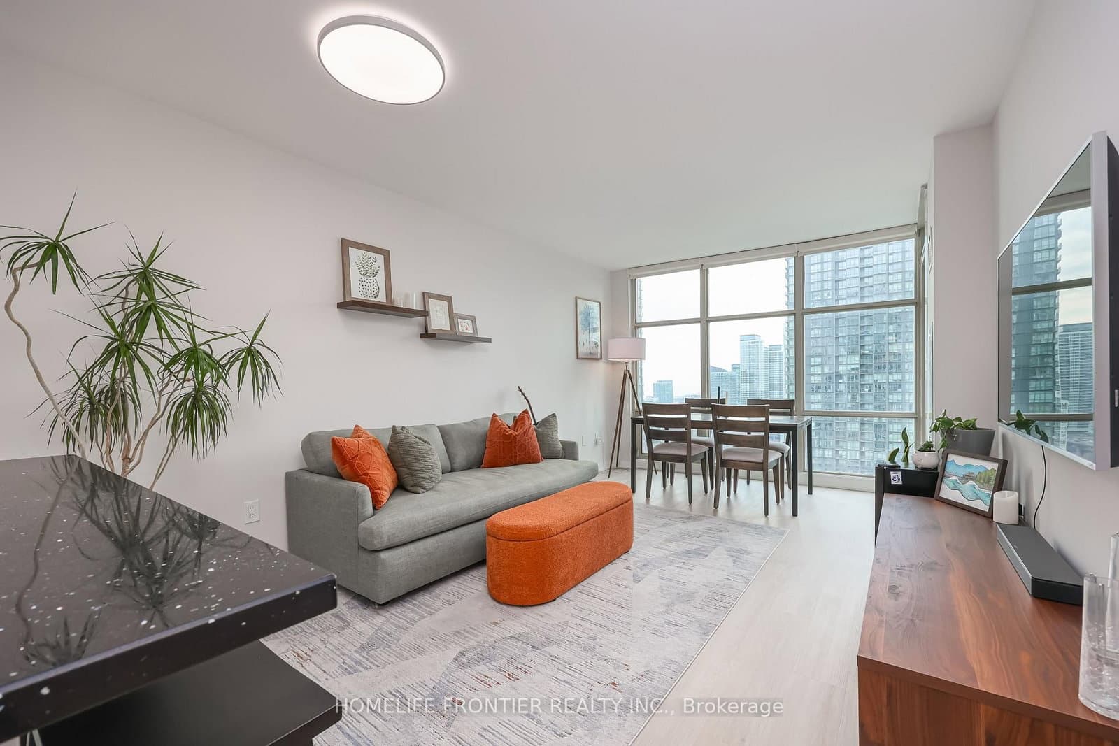 #2802 - 10 Navy Wharf Court