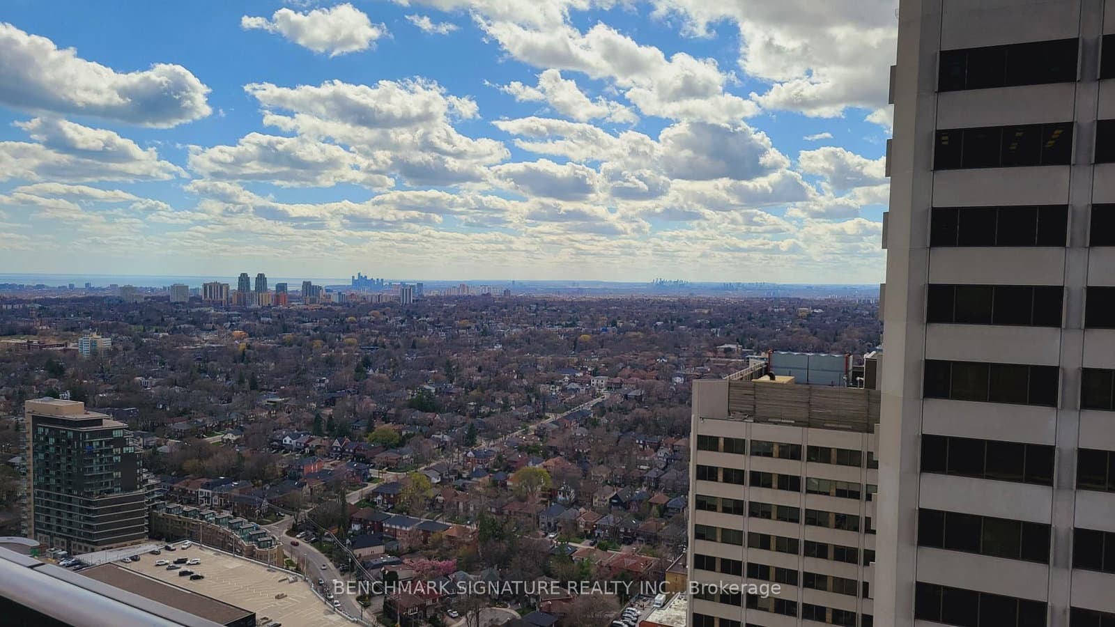 #3003 - 8 Eglinton Avenue E