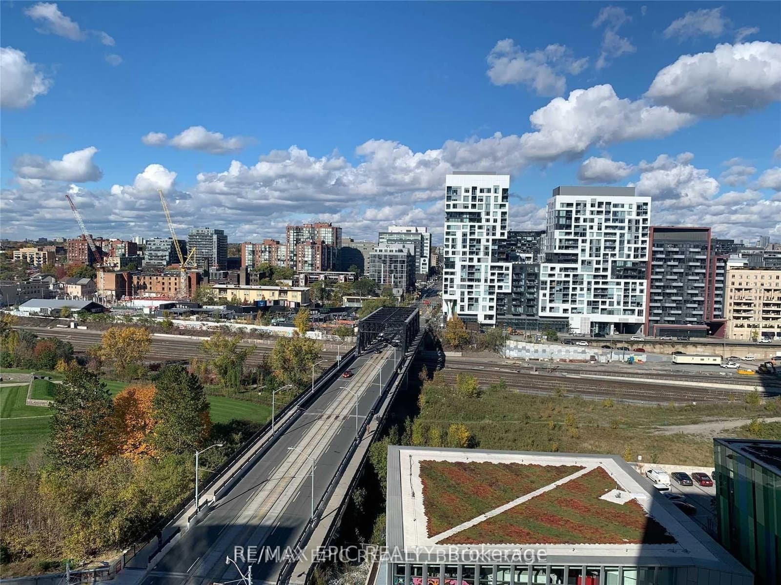 #1503 - 80 Queens Wharf Road