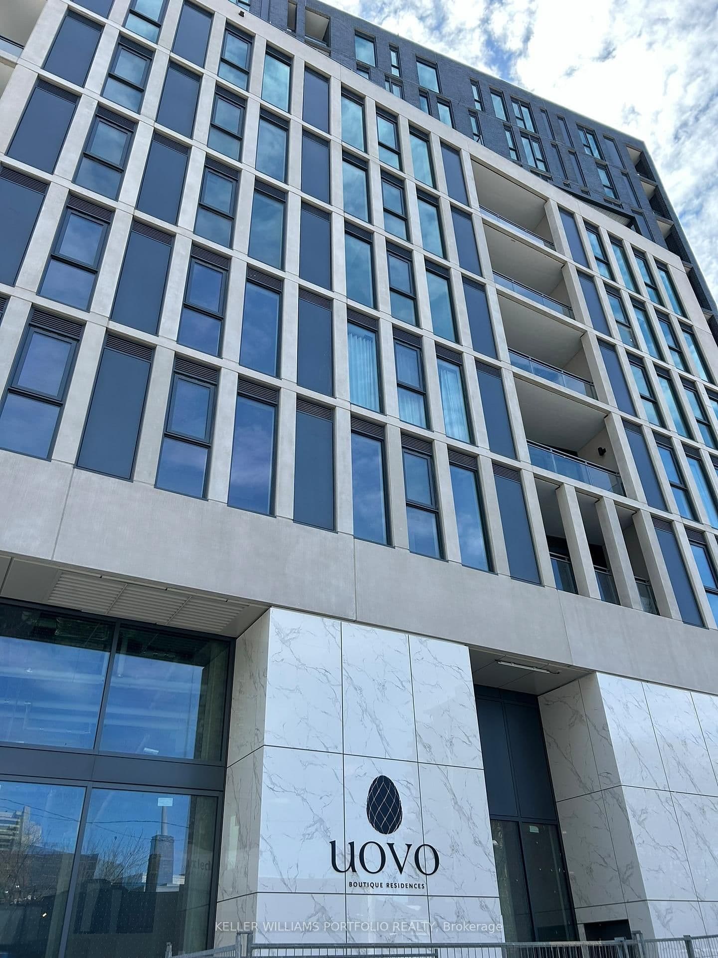 1 Hillsdale Avenue W, Unit 509