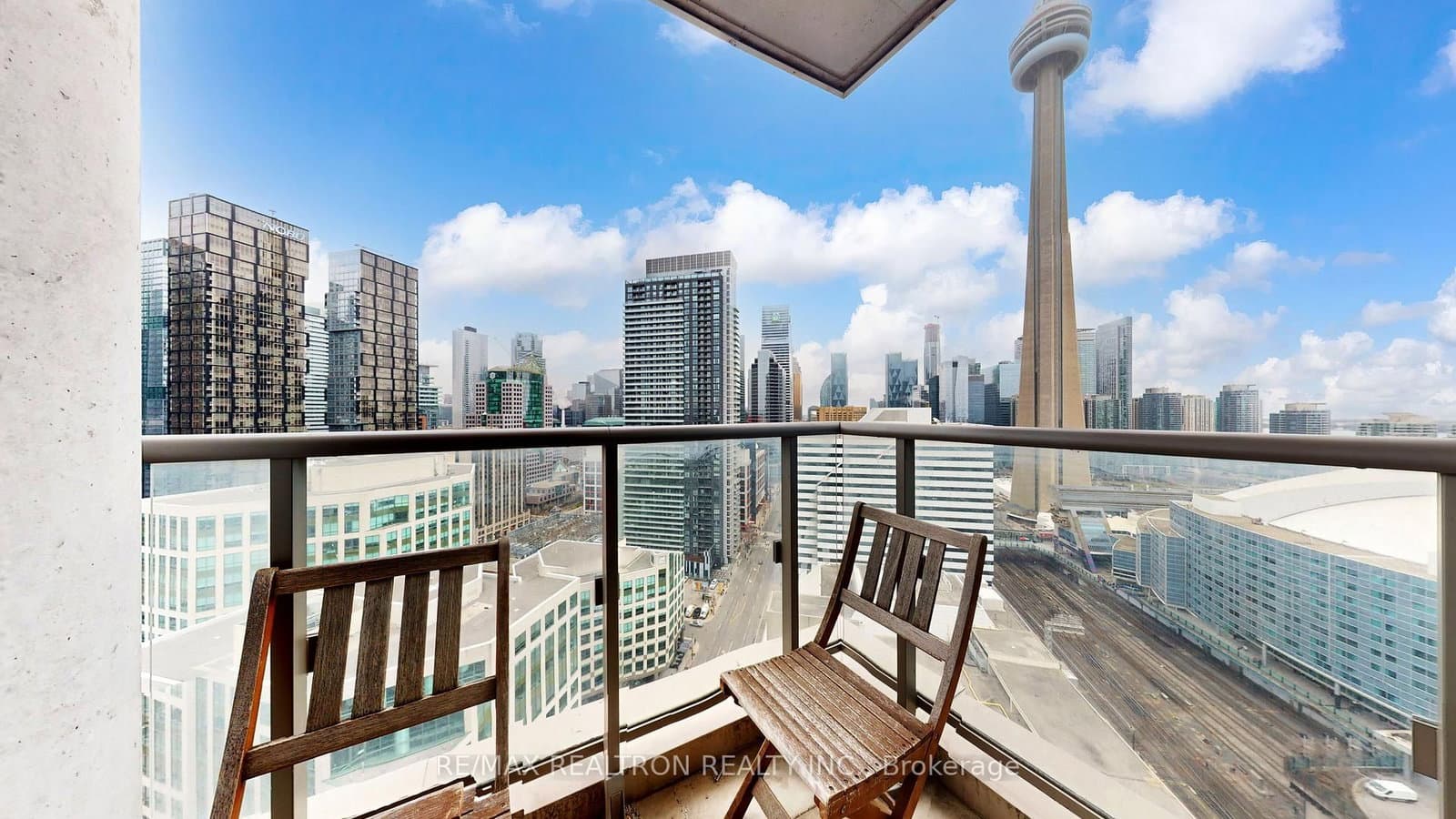 #3301 - 361 Front Street W