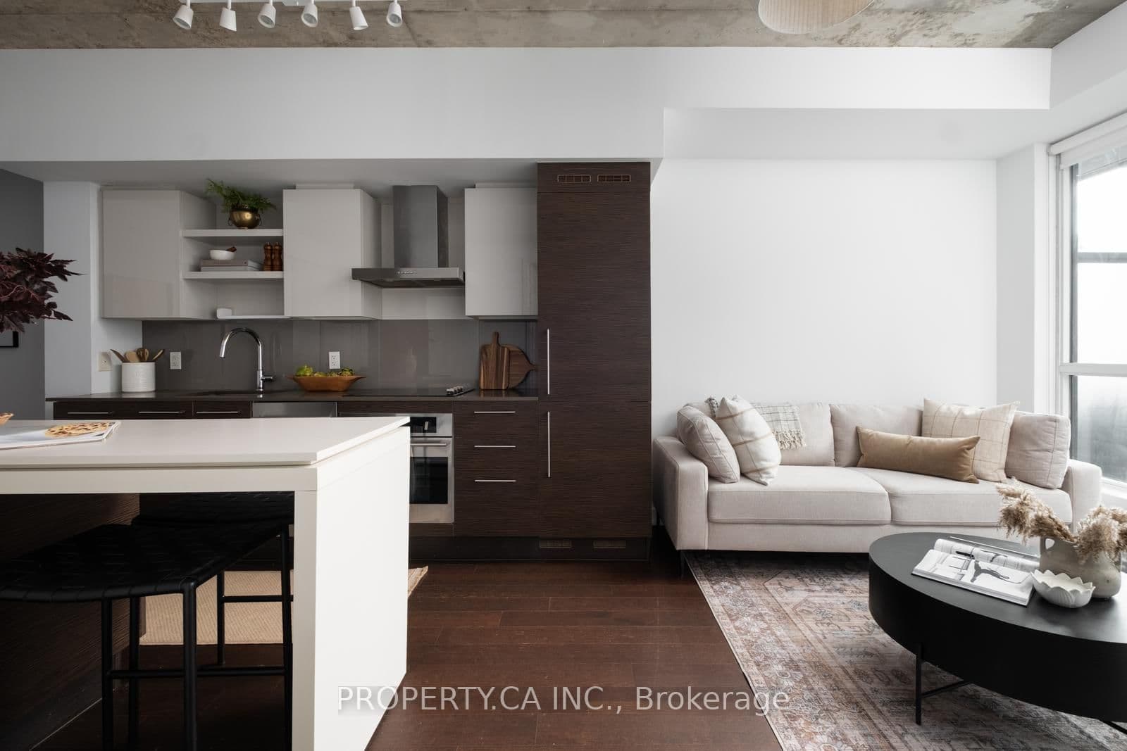 #344 - 1030 King Street W