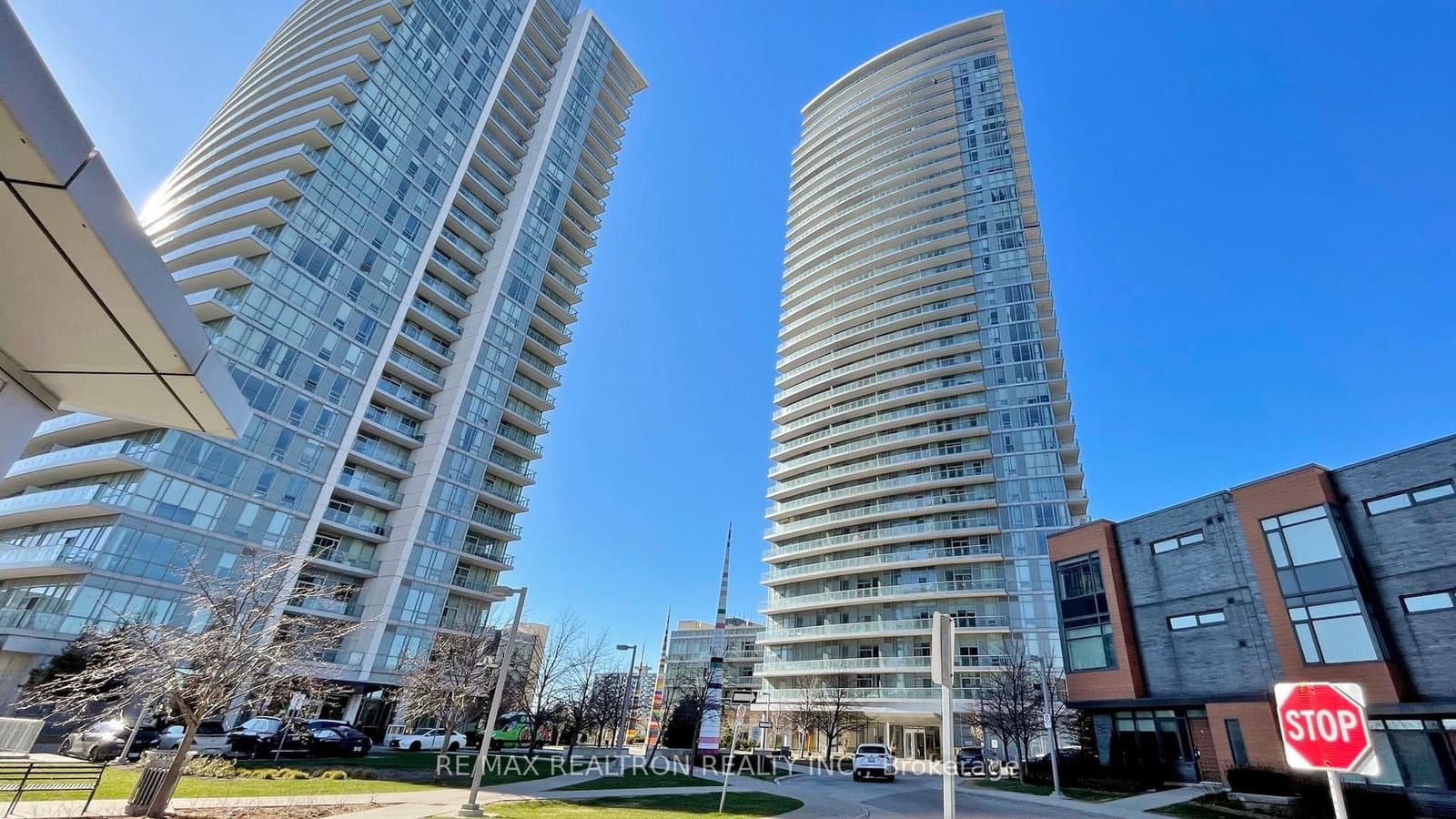 #2902 - 70 Forest Manor Road