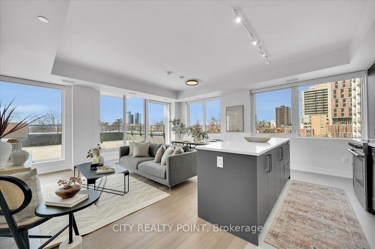 664 Spadina Avenue, Unit 503