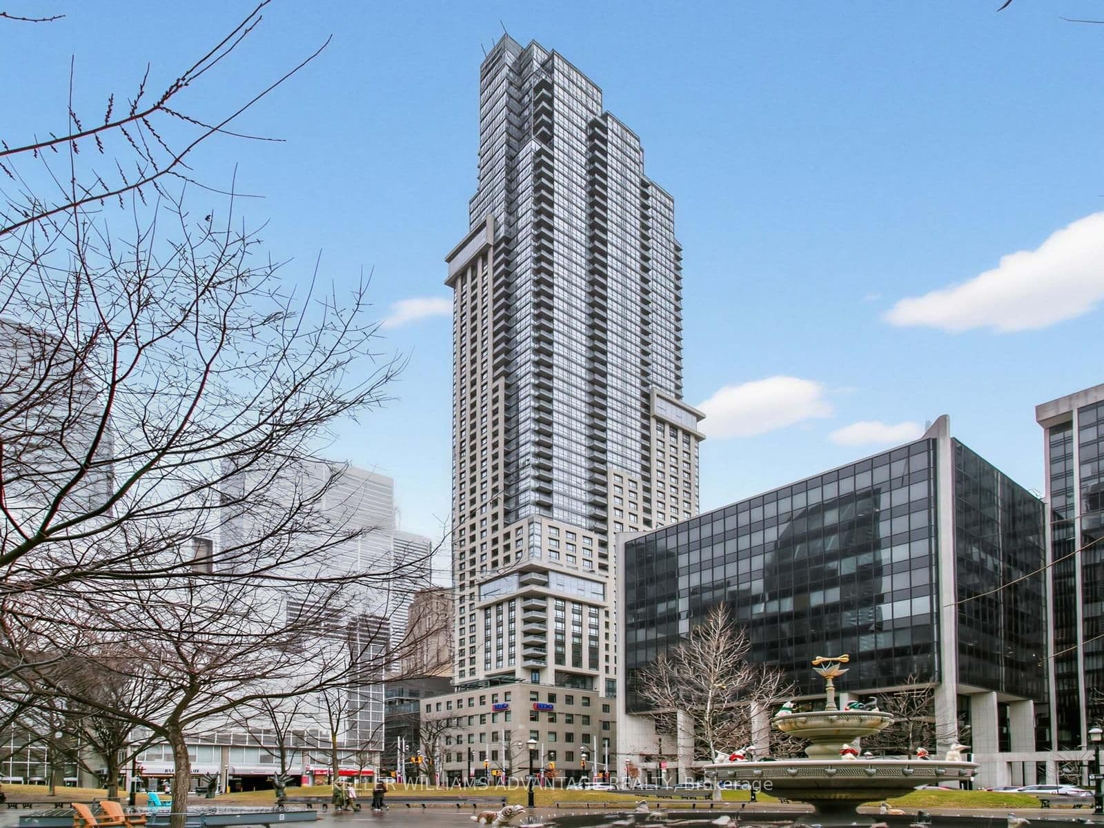 #709 - 88 Scott Street