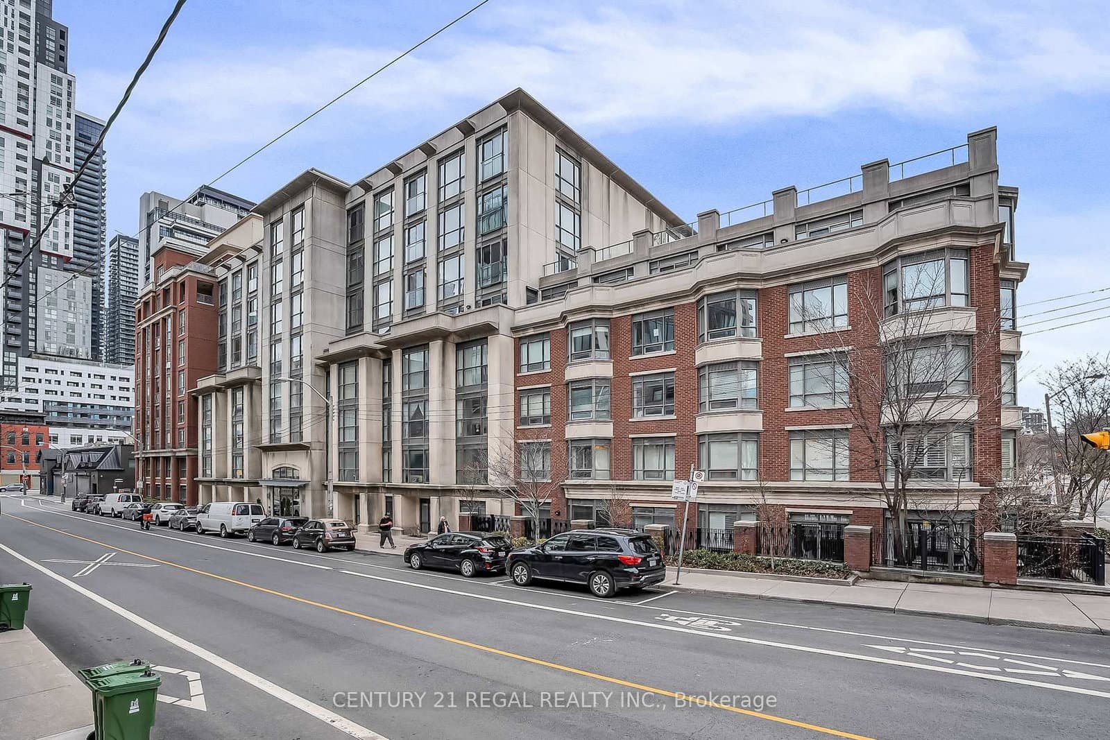 #518 - 18 Beverley Street