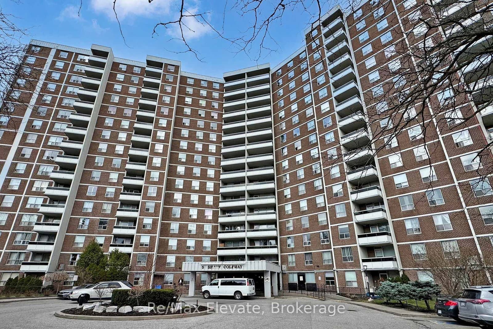 #406 - 5 Shady Golfway