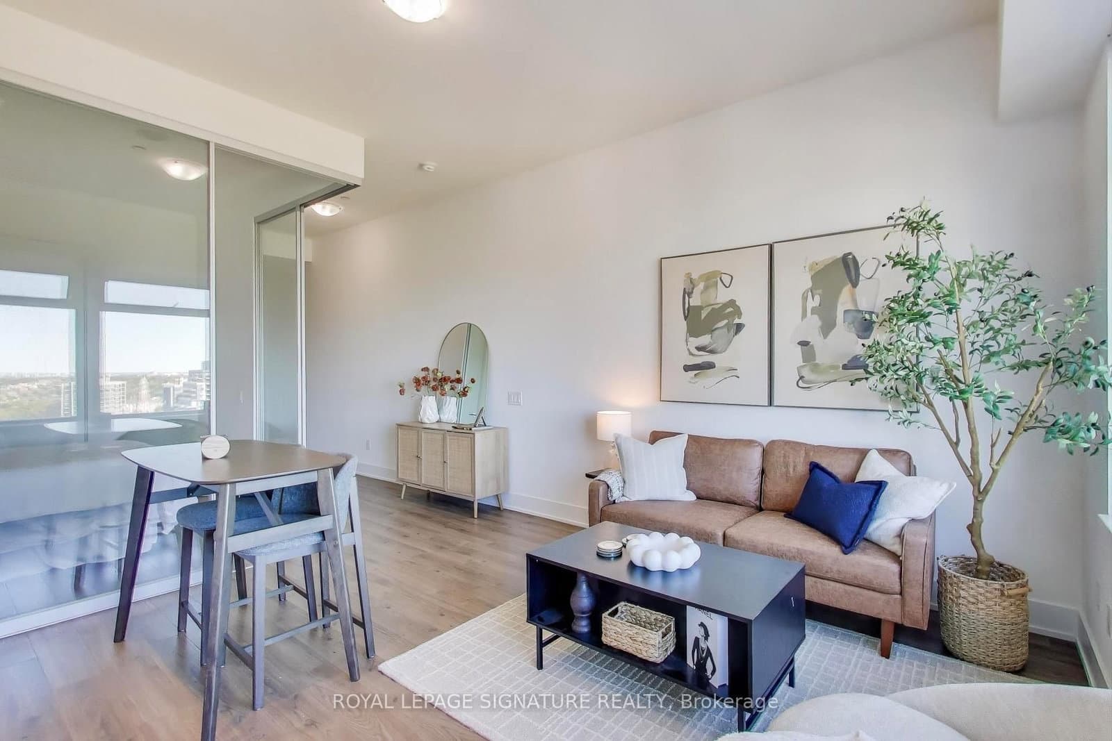 #1826 - 111 St Clair Avenue W