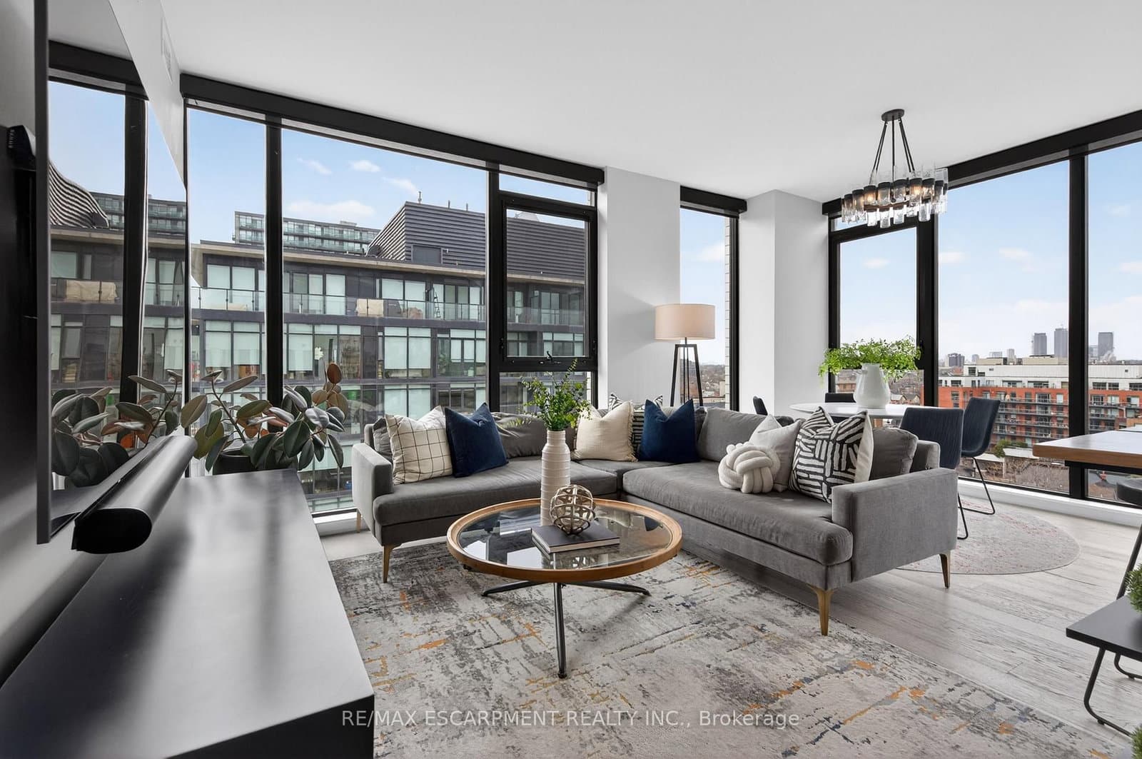 #PH1001 - 41 Dovercourt Road