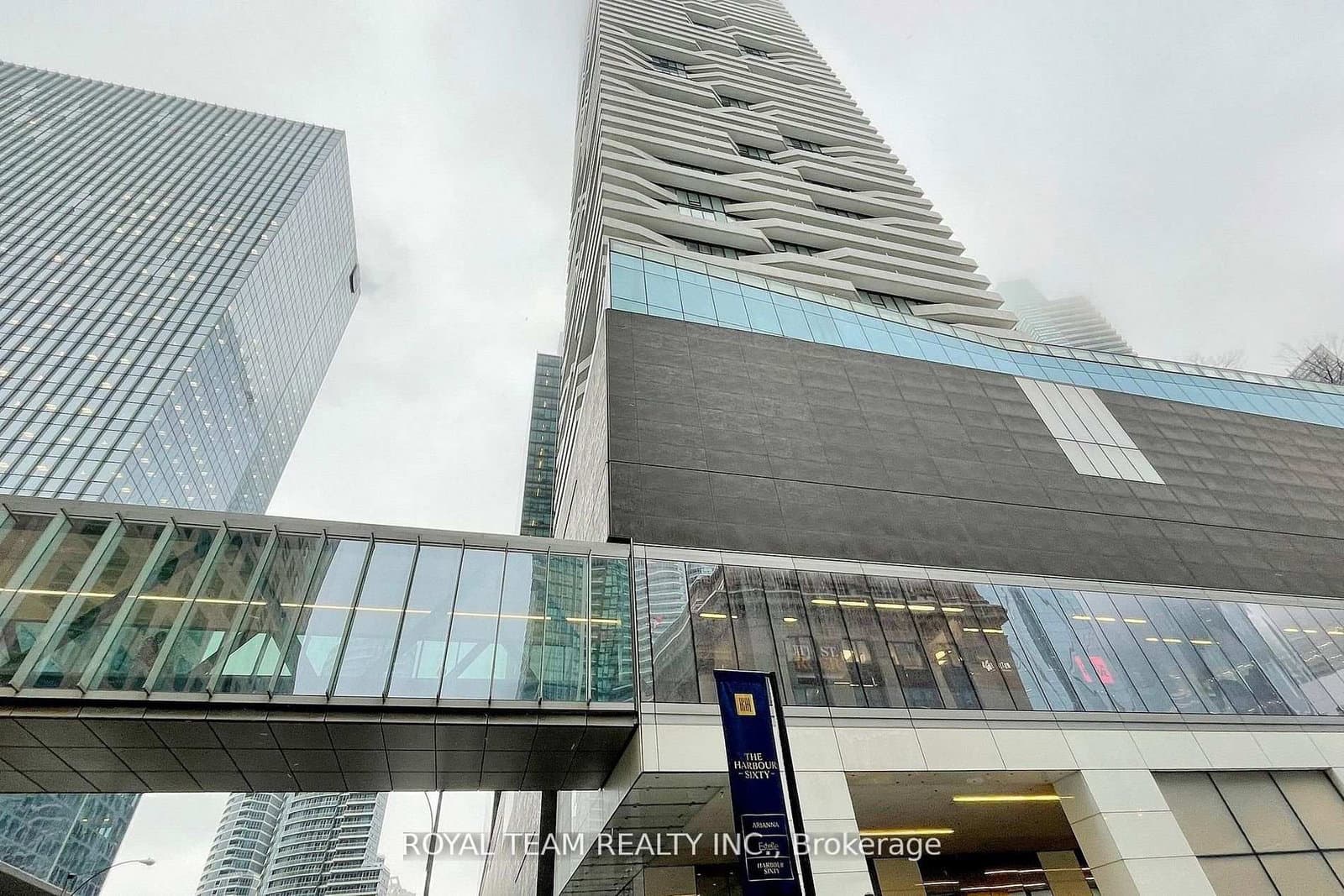 #5703 - 88 Harbour Street