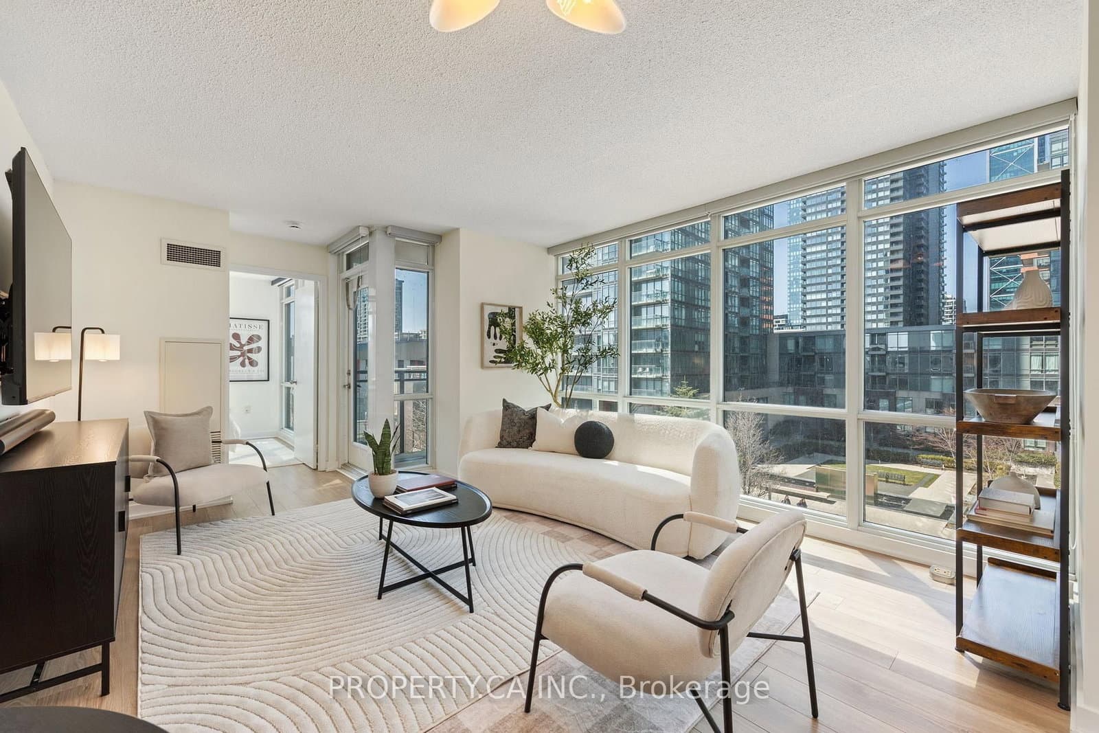 #503 - 11 Brunel Court