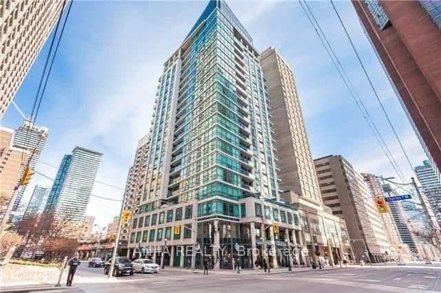 #805 - 1121 Bay Street