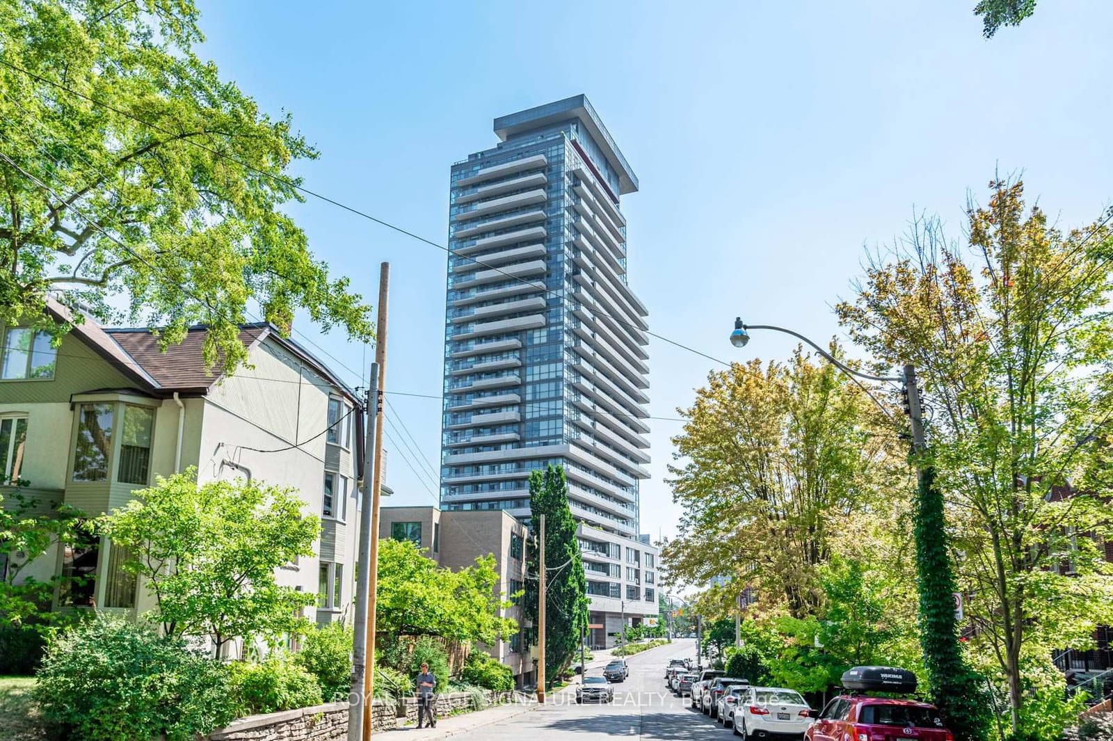 #410 - 181 Bedford Road
