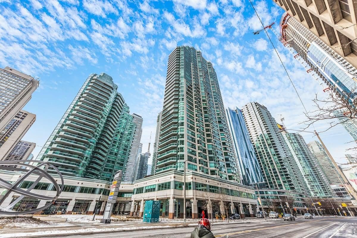 #2609 - 10 Yonge Street