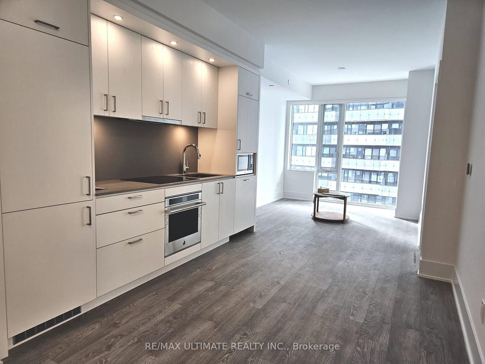 #1303 - 470 Front Street W