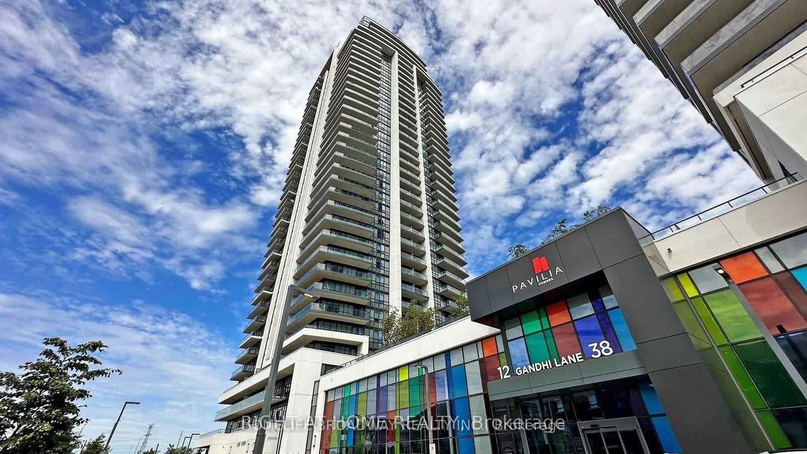 #3205 - 19 Bathurst Street