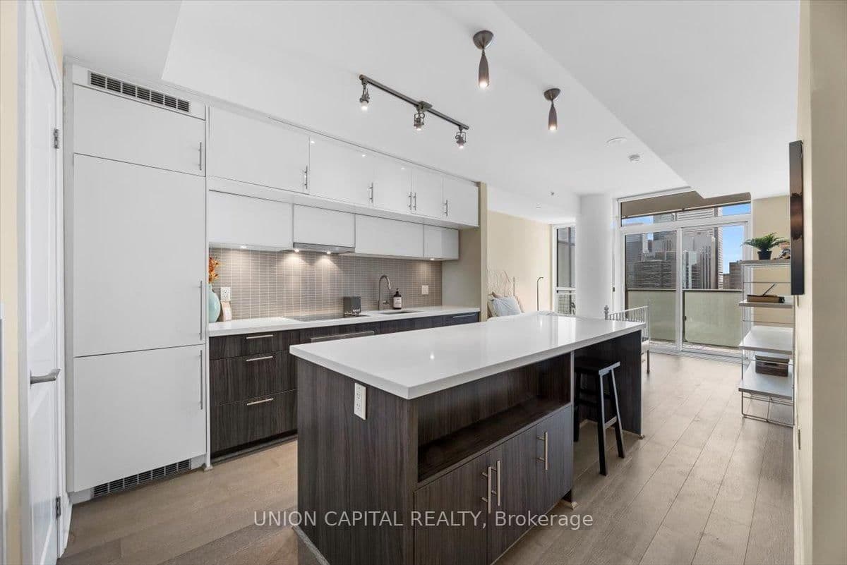 #2803 - 8 Mercer Street