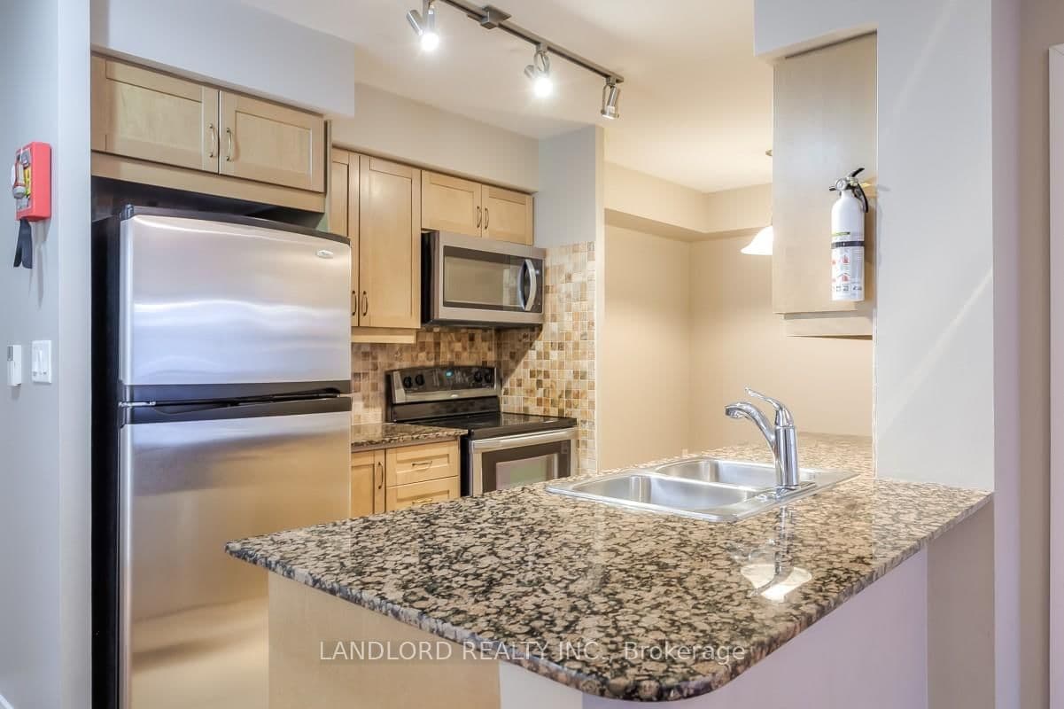 20 Blue Jays Way, Unit 1702